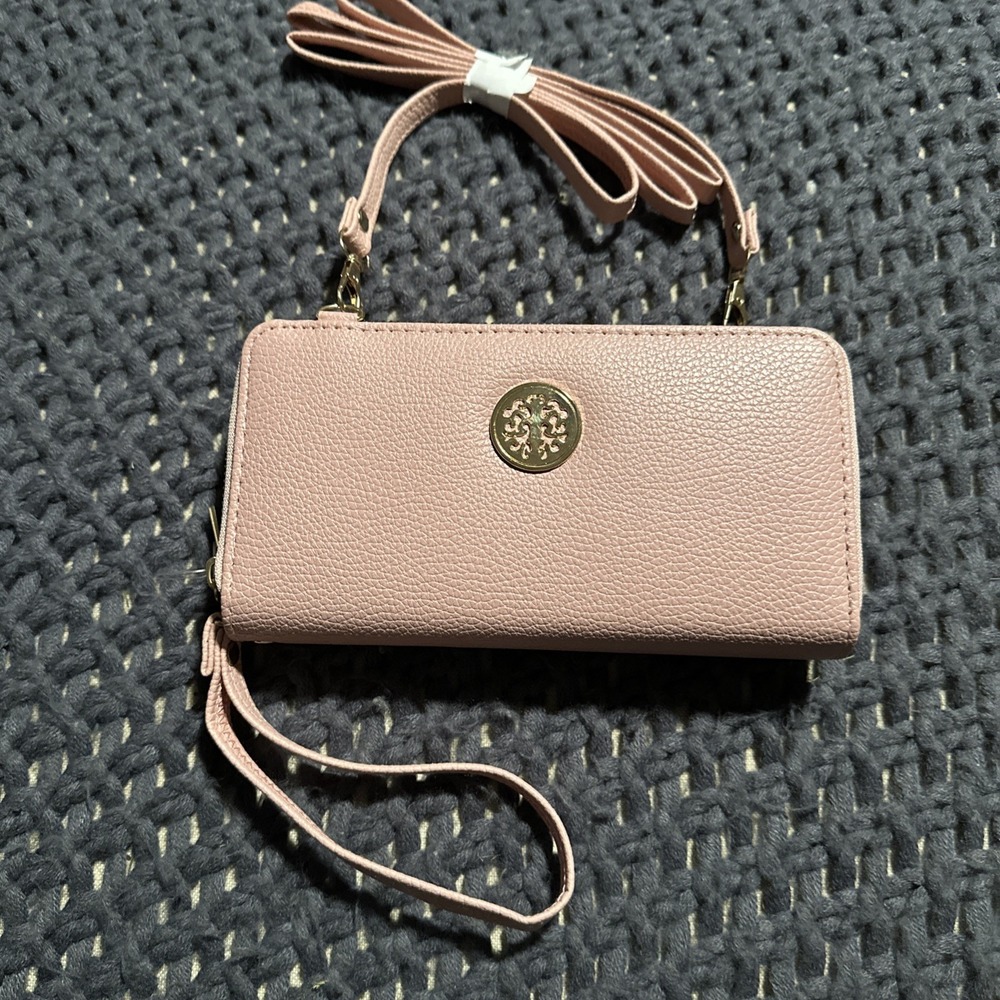 Crossbody Purse Wallet Wristlet Soft Pink Faux‎ Leather B9